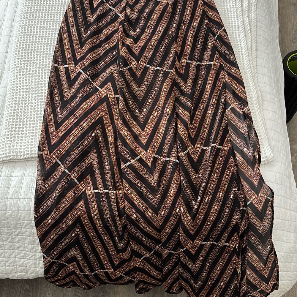 Astr Chevron Patterned Skirt - Black and Brown